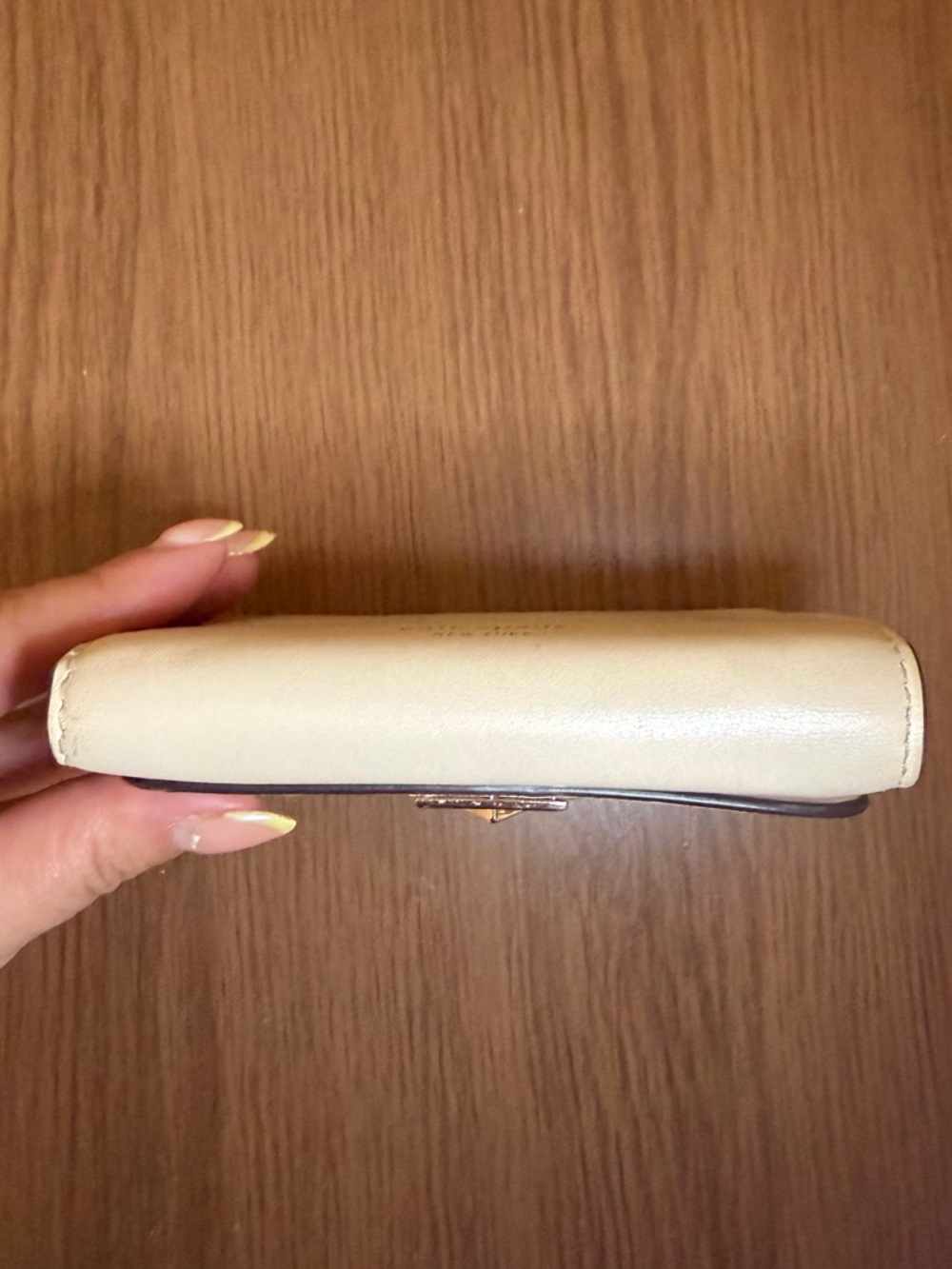Kate Spade Cream Leather Compact Wallet with Spade Heart Emblem - Picture 5 of 9